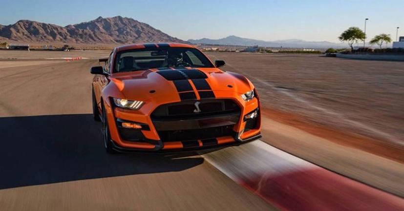 10 mẫu xe đắt bất ngờ từ c&#225;c thương hiệu &#244; t&#244; phổ th&#244;ng - Ảnh 8