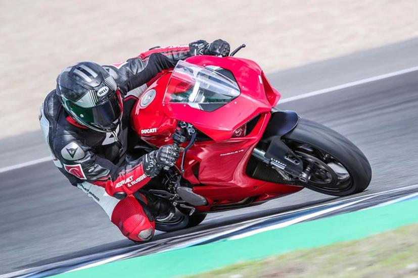 M&#244; t&#244; Ducati c&#243; “đ&#225;ng đồng tiền b&#225;t gạo”? - Ảnh 3