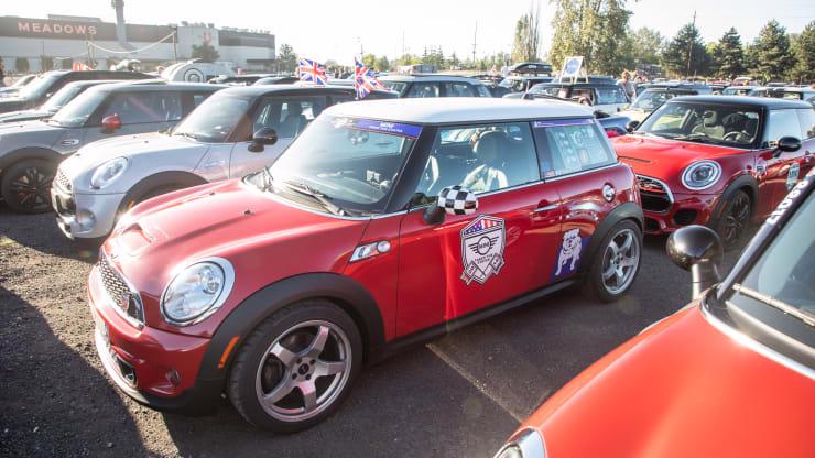 Những chiếc Mini Cooper tham dự “Mini Takes the States” (tạm dịch: “Mini chiếm các tiểu bang”) ở Mỹ năm 2018.
