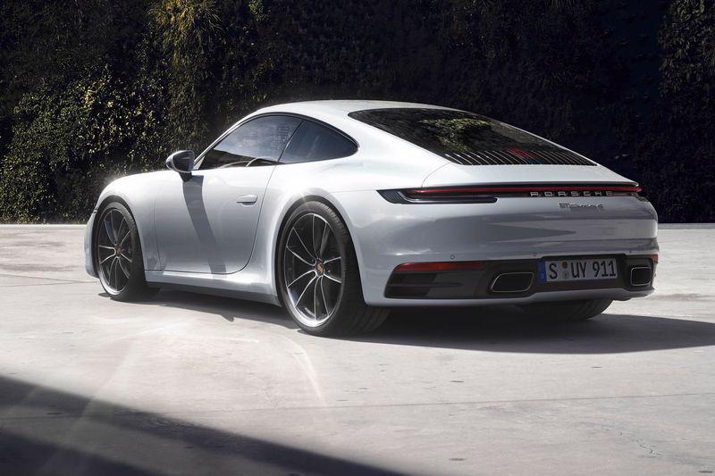 Porsche 911 đời 2020 có giá từ 97.400 USD - Ảnh: Porsche.