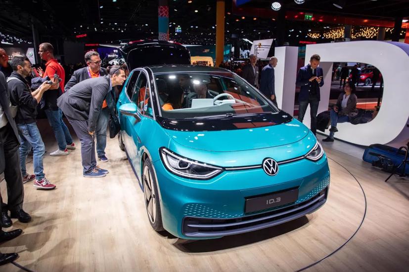 Chiếc xe điện ID.3 của Volkswagen - Ảnh: CNET.