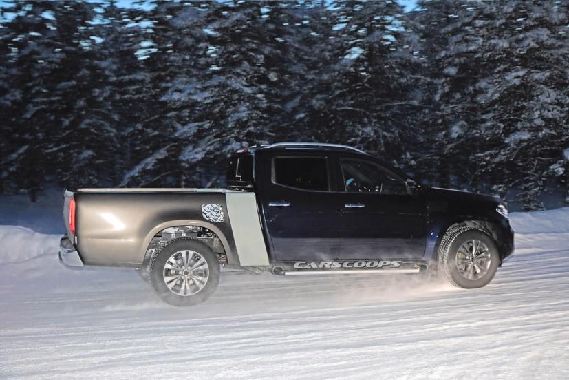 Mercedes-Benz được cho là sẽ đem X-class tới triển lãm Geneva Motor Show vào tháng ba. Ảnh: Carscoops.