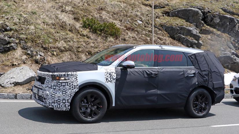 Kia Sorento 2021 bị r&#242; rỉ h&#236;nh ảnh thực tế - Ảnh 7