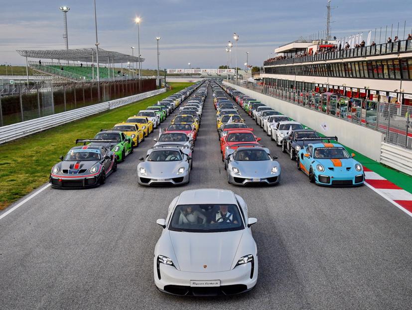 Tương lai thuần điện b&#237; ẩn nhưng hứa hẹn của Porsche 911 - Ảnh 2