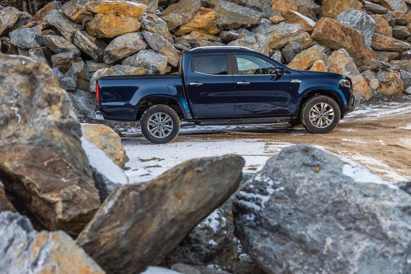 Kết quả kinh doanh èo uột và nằm trong hạng mục cắt giảm chi phí là hai lý do chính dẫn đến "cái chết" của dòng xe bán tải hạng sang này. Ảnh: AutoBlog.