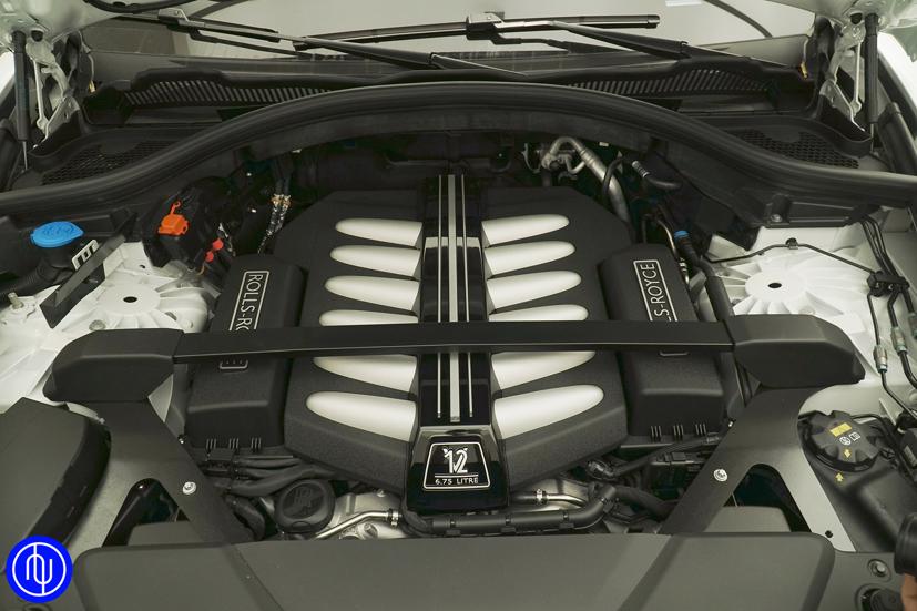 Cận cảnh si&#234;u SUV Rolls-Royce Cullinan gi&#225; 32 tỷ tại Việt Nam - Ảnh 15