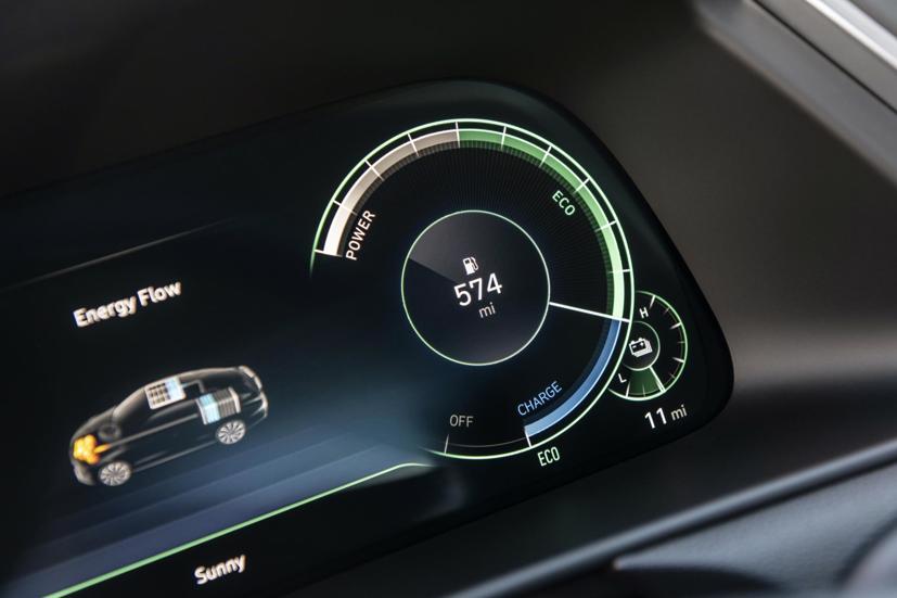 Hyundai Sonata Hybrid 2020 chỉ ăn 4,3L xăng tr&#234;n 100 km - Ảnh 5