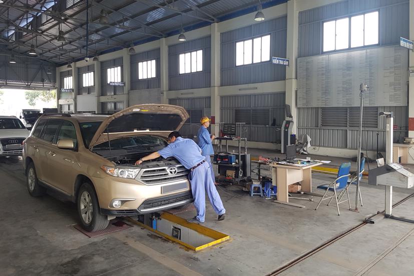 Từ 1/1/2020, xe chậm nộp phạt vi phạm giao thông chỉ được cấp chứng nhận đăng kiểm thời hạn 15 ngày.