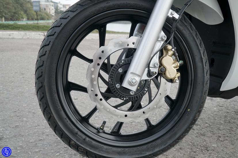 Soi chi tiết Piaggio Medley 2020 c&#243; g&#236; hơn Honda SH - Ảnh 13