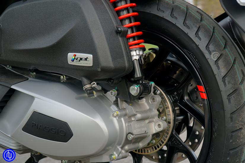 Soi chi tiết Piaggio Medley 2020 c&#243; g&#236; hơn Honda SH - Ảnh 17