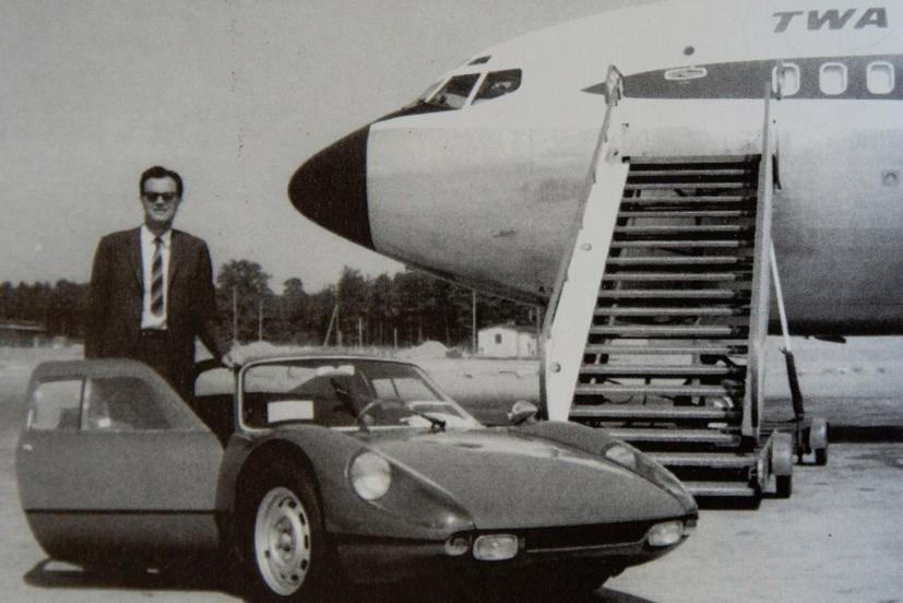 Chân dung ông Begovich thời mới bắt đầu sưu tập xe thể thao.