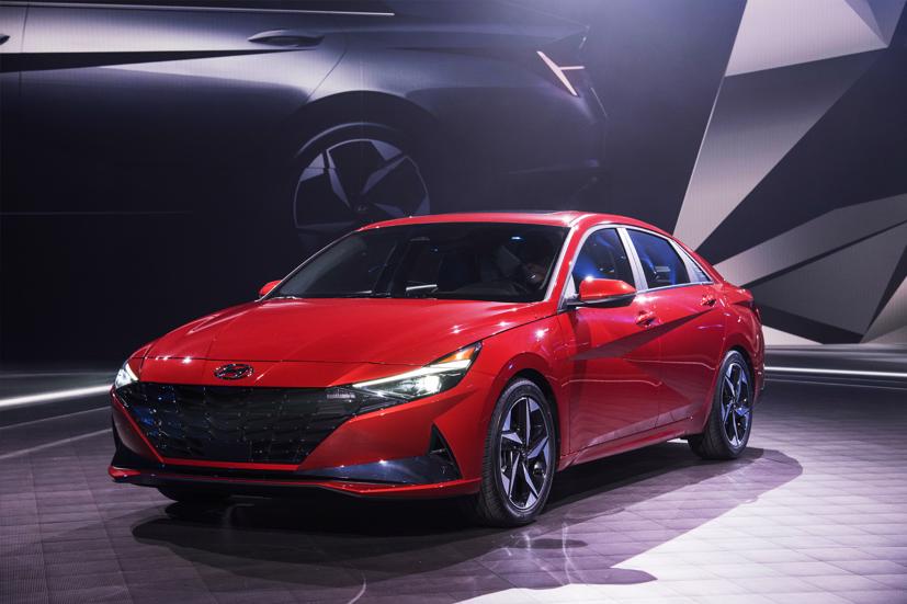 Hyundai n&#226;ng cấp mạnh mẽ cho Elantra - Ảnh 1