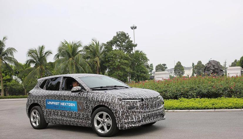 Mẫu xe điện VinFast bị bắt gặp trên đường chạy thử