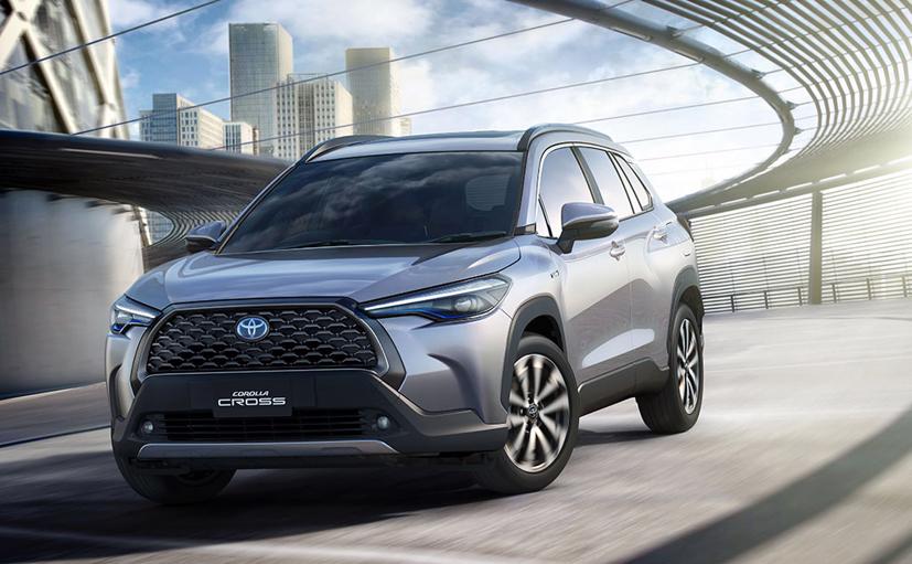 Xe chia sẻ thiết kế với đàn anh RAV4.