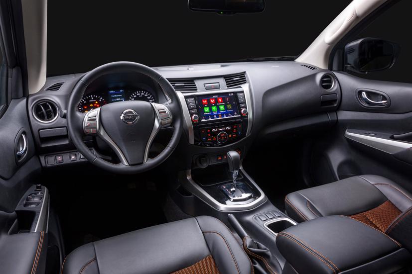 Phiên bản này được tích hợp nhiều công nghệ vận hành hiện đại và nội thất bọc da sang trọng.