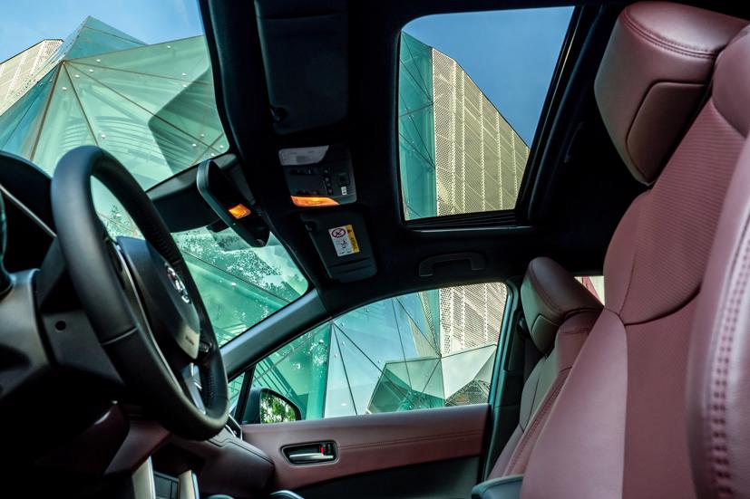 Toyota Corolla Cross từ 720 triệu đồng &quot;đấu&quot; Hyundai Tucson, Honda HR-V  - Ảnh 15