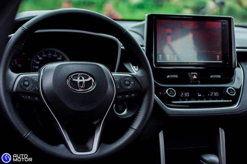 Corolla Cross 2020 - h&#227;y nh&#236;n t&#244;i như một &quot;Toyota kh&#225;c&quot; - Ảnh 5