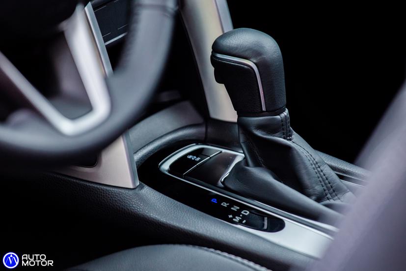 Corolla Cross 2020 - h&#227;y nh&#236;n t&#244;i như một &quot;Toyota kh&#225;c&quot; - Ảnh 6