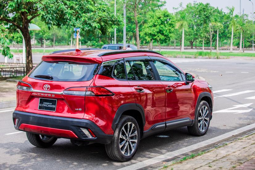 Corolla Cross 2020 - h&#227;y nh&#236;n t&#244;i như một &quot;Toyota kh&#225;c&quot; - Ảnh 12