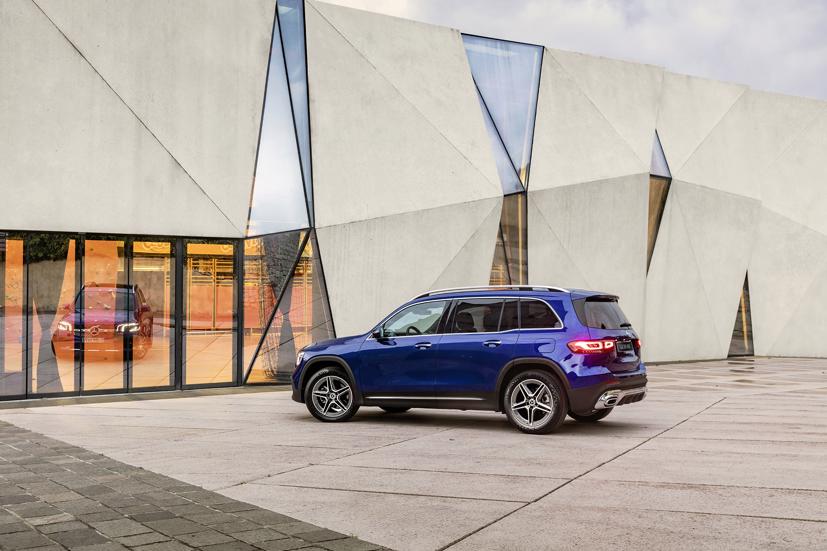 Mercedes GLB 200 AMG về Việt Nam, gi&#225; gần 2 tỷ đồng - Ảnh 2