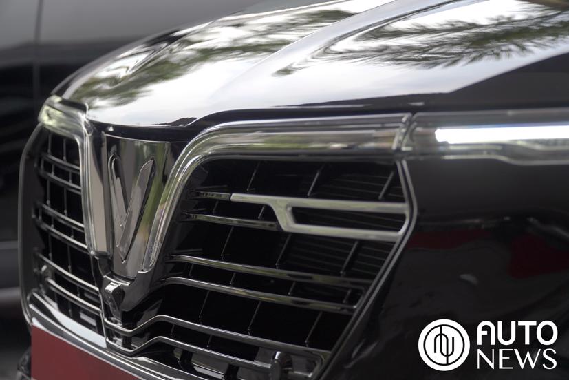 Thủ tướng Malaysia 94 tuổi vẫn cầm l&#225;i Vinfast hơn 100km/h - Ảnh 10