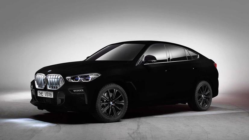 BMW bất ngờ trưng bày chiếc X6 phiên bản tối màu đặc biệt. Ảnh Autoblog.