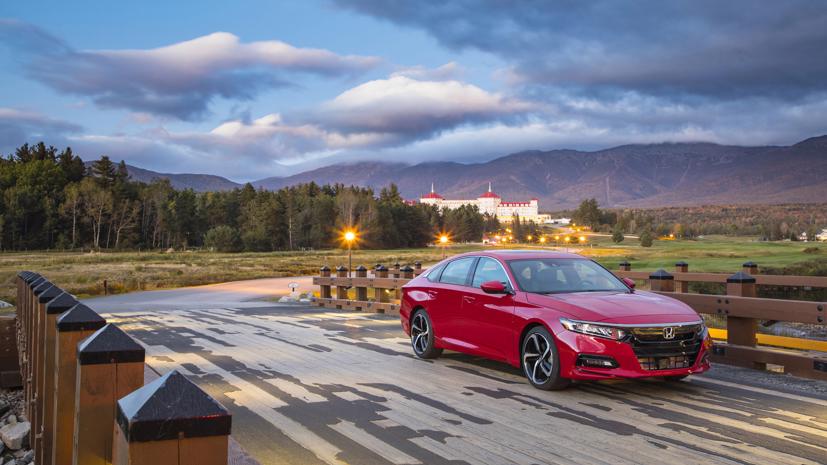 Honda Accord 2020 rậm rịch về Việt Nam. Ảnh: AutoBlog.