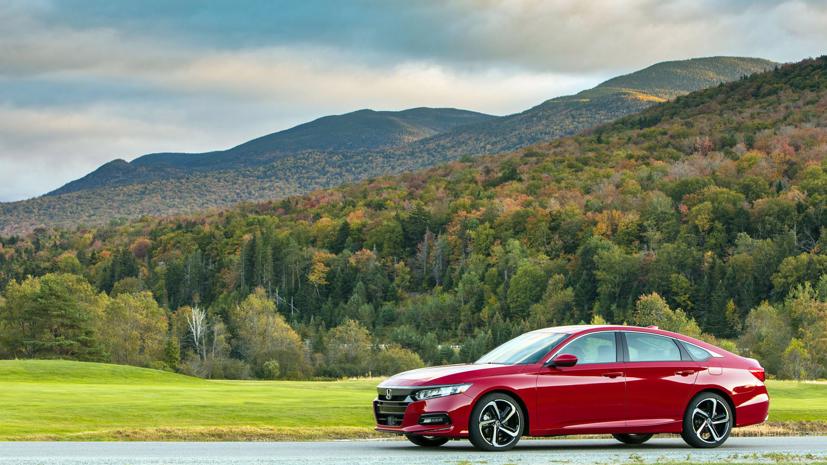Honda Accord 2020 rậm rịch về Việt Nam. Ảnh: AutoBlog.