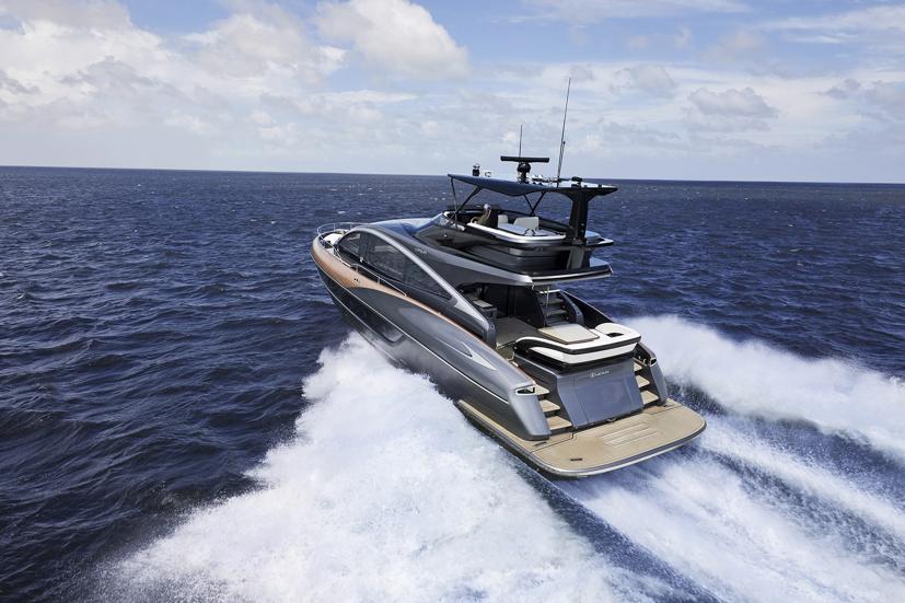 Chiếc du thuyền đầu ti&#234;n mang thương hiệu Lexus - Ảnh 1