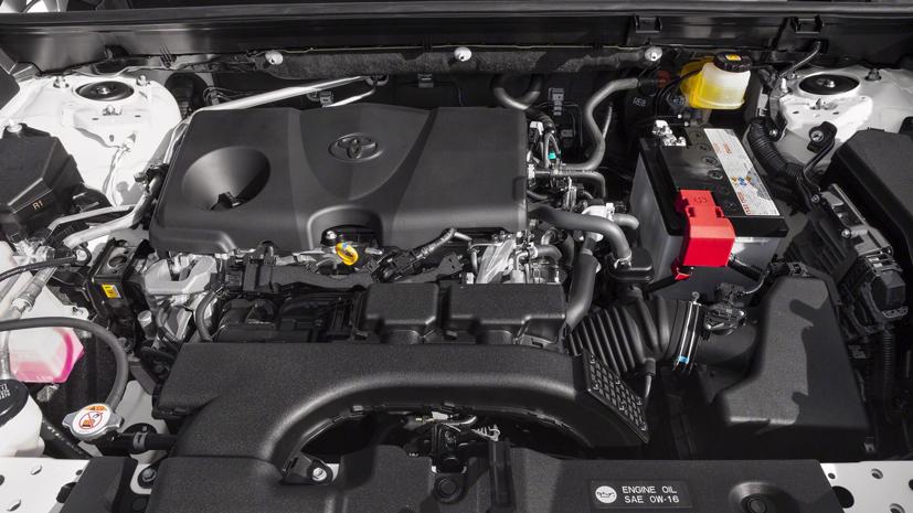 Động cơ, hộp số và khoảng sáng gầm xe vẫn gần như được giữ nguyên toàn bộ. Ảnh: AutoBlog.