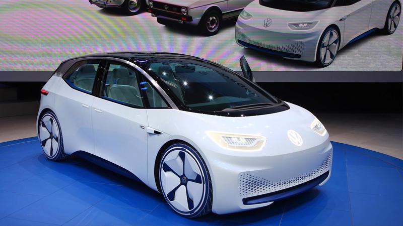 Trong 10 năm tới, EU cần cắt giảm 40% lượng khí thải carbon và loại bỏ hoàn toàn trong 20 năm tới. Ảnh: GreenCarReports.