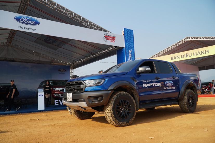 Ford Ranger, Ranger Raptor và Everest là những mẫu xe bị rò rỉ dầu hoặc hơi ẩm dầu.