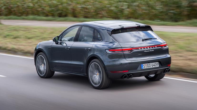 Kết quả là Porsche Macan Turbo 2020 cho phản hồi chính xác và cảm giác lái ấn tượng. Ảnh: AutoBlog.