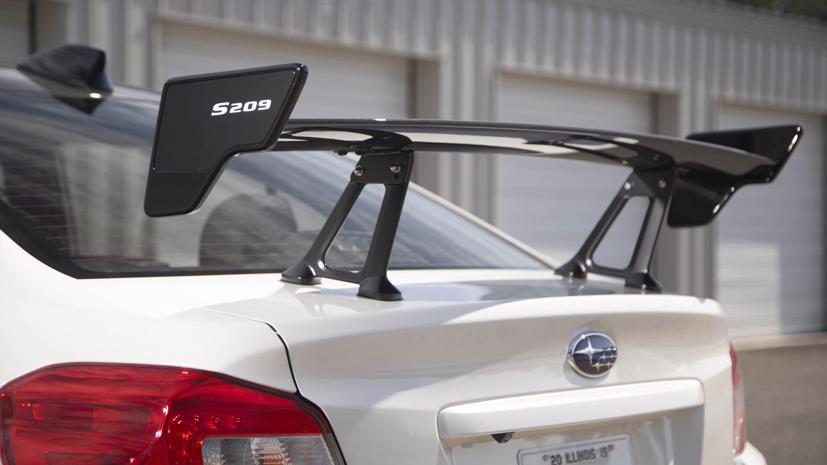 Xe sẽ được phân phối ngay từ tháng 11, với số lượng nhỏ giọt. Ảnh: AutoBlog.