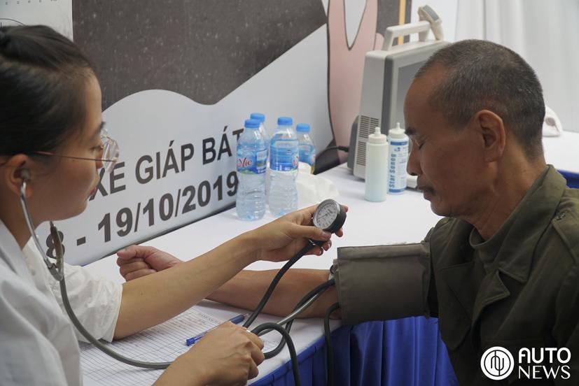 Kh&#225;m sức khỏe miễn ph&#237; cho t&#224;i xế v&#224; xe tại &quot;Ng&#224;y hội t&#224;i xế&quot; - Ảnh 1