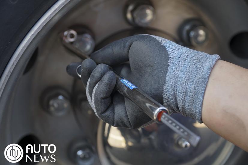 Kh&#225;m sức khỏe miễn ph&#237; cho t&#224;i xế v&#224; xe tại &quot;Ng&#224;y hội t&#224;i xế&quot; - Ảnh 6