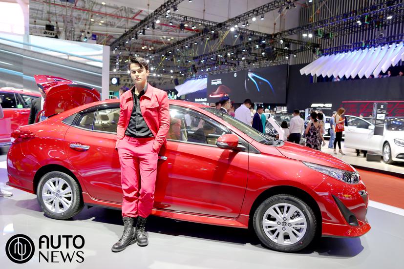 Ngắm dàn chân dài "đẹp không tì vết" tại VMS 2019 - Ảnh 30