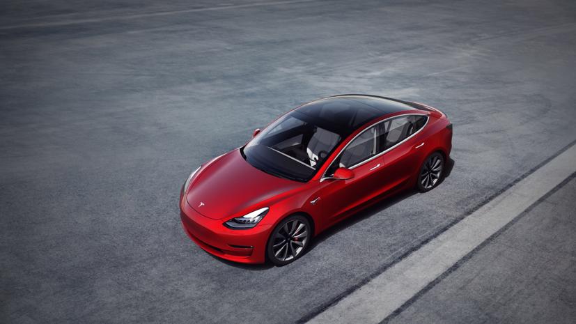 Đây là một tên tuổi đáng gờm so với 3 đối thủ hiệu năng cao đến từ châu Âu.