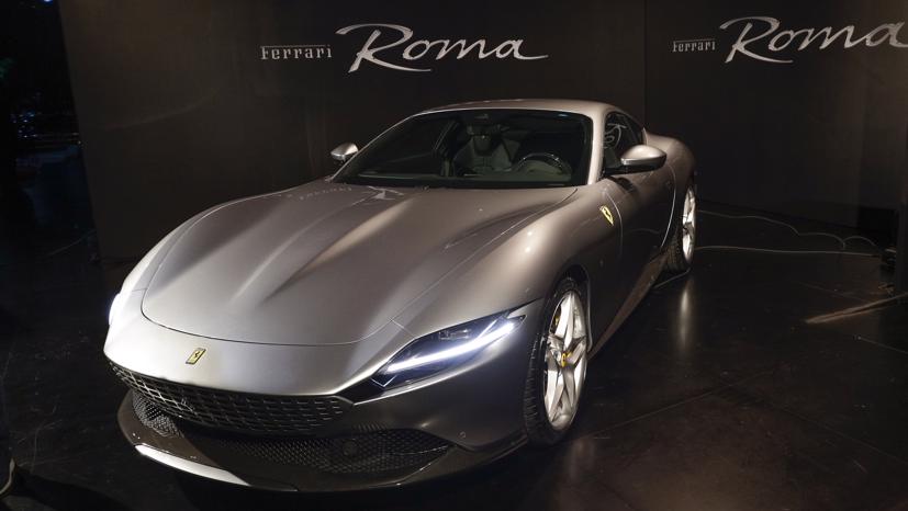 Ferrari Roma đẹp lung linh kh&#244;ng t&#236; vết - Ảnh 4