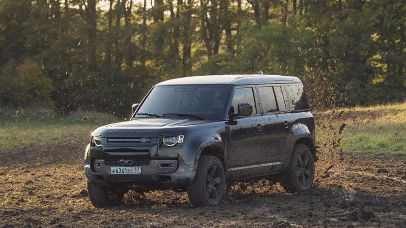 Defender 2020 sẽ tham gia rượt đuổi ngoạn mục trong bom tấn "No Time to Die". Nguồn: Land Rover.