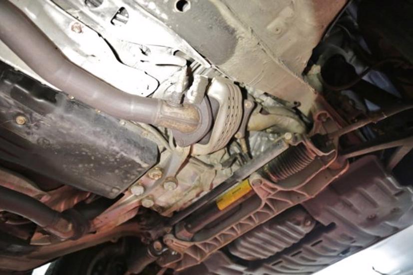 Gầm bệ của chiếc xe cũng không thể chê vào đâu được. Ảnh: AutoBlog.