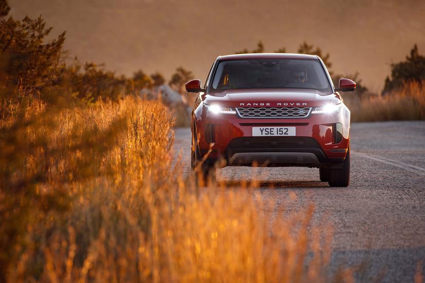 Mẫu xe nhỏ nhất của liên doan Jaguar-Land Rover là Range Rover Evoque 2018. Ảnh: AutoBlog.