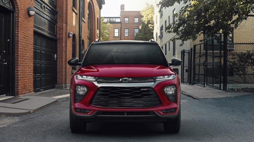 Chevy đã thay đổi thiết kế ngoại thất của Traiblazer, thế thao hơn, trẻ trung và mạnh mẽ hơn. Ảnh: AutoBlog.