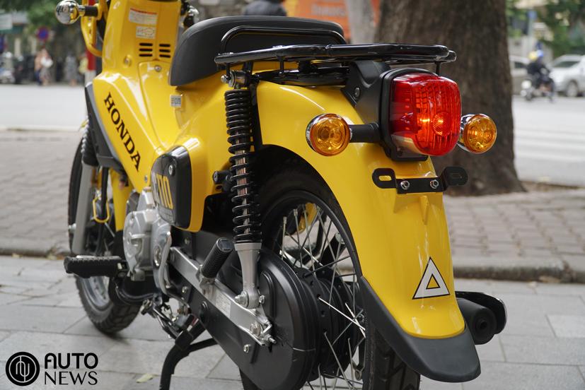 Honda Cross Cub 110 &quot;độc lạ&quot; xuất hiện tại H&#224; Nội - Ảnh 13