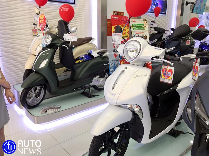 Các mẫu xe Yamaha được để đúng giá đề xuất, nhưng có kèm khuyến mãi trợ giá.