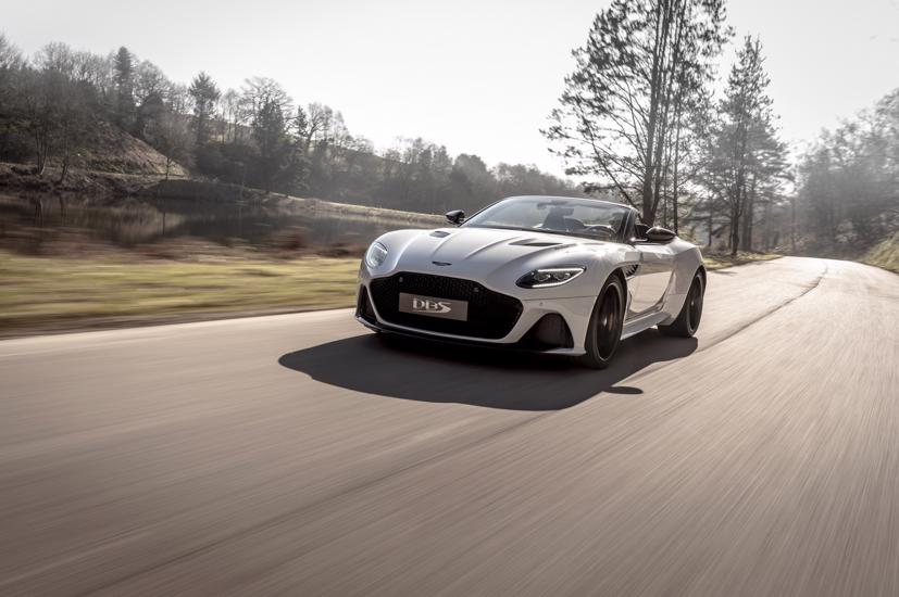 Aston Martin vừa phải triệu hồi hàng loạt xe sang tại Mỹ để tiến hành sửa lỗi cụm bơm túi khí. Ảnh: Carscoops.