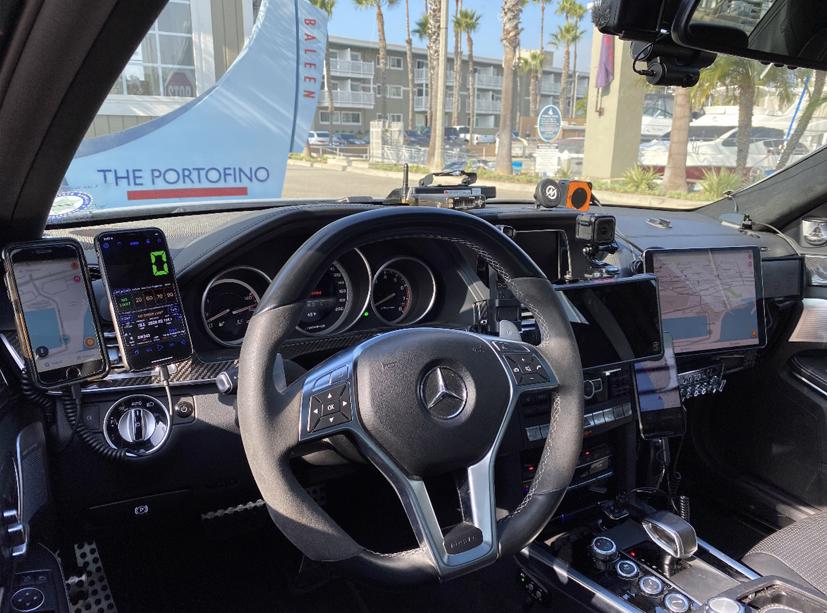 Để tham gia Cannonball, chiếc Mercedes E63 AMG này đã được độ sức mạnh lên tới 700 mã lực.