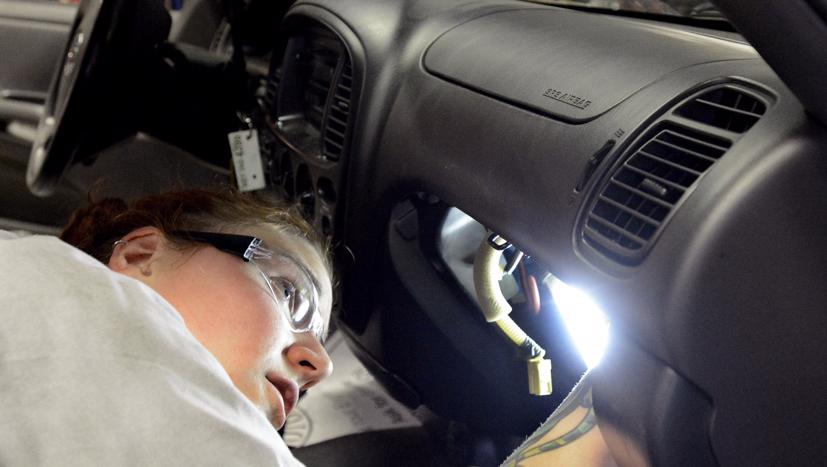 Ước tính đã có hơn 100 triệu xe hơi phải triệu hồi do liên quan tới lỗi cụm bơm túi khí. Ảnh: Fortune.