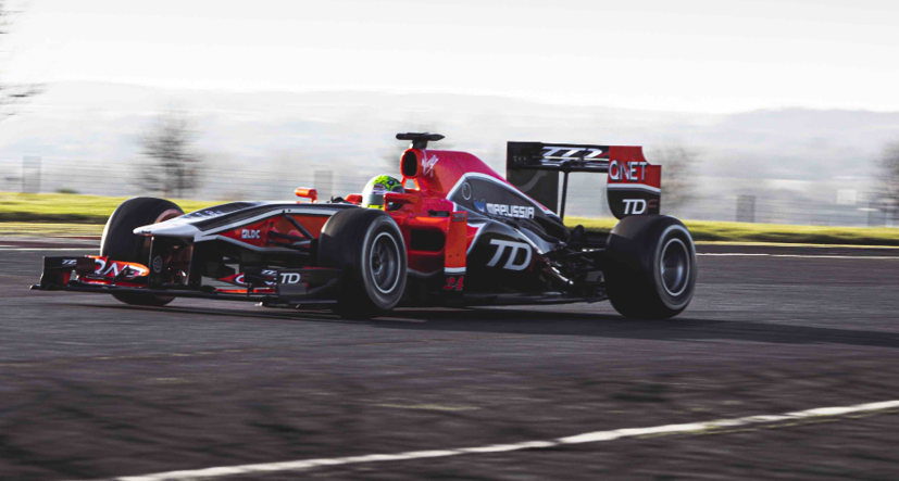 Xe đua F1 d&#224;nh cho “d&#226;n thường” gi&#225; hơn 44 tỷ đồng - Ảnh 2