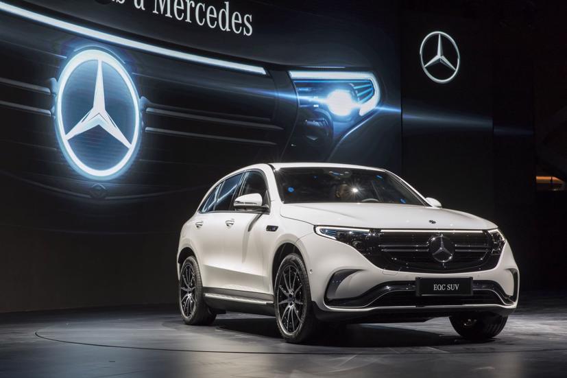 Daimler, sở hữu thương hiệu Mercedes-Benz, cảnh báo lợi nhuận năm 2019 giảm tới 50%. Ảnh: Bloomberg News
